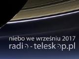 Na granatowym tle biały napis "Niebo we wrześniu 2017"