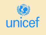 Błękitny napis "Unicef"